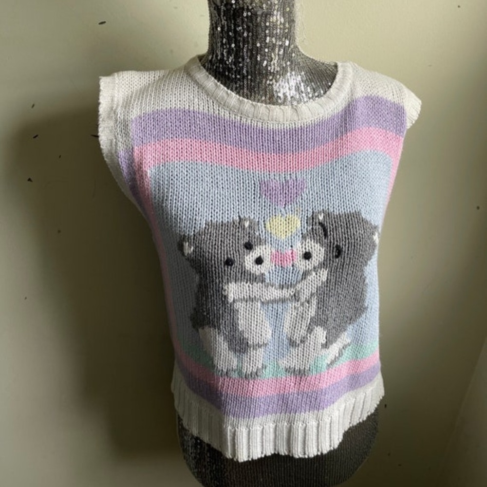 Vintage 70s Pastel Bear Sweater Vest Tank Valentine’s Day Top